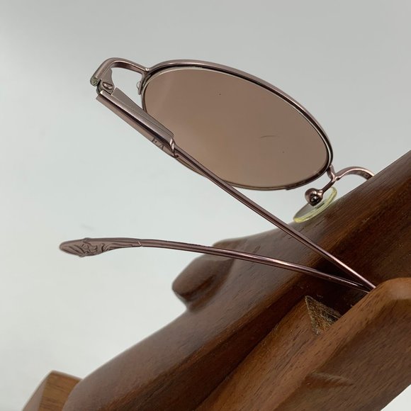 Elizabeth Arden Pink Oval Sunglasses main image 6
